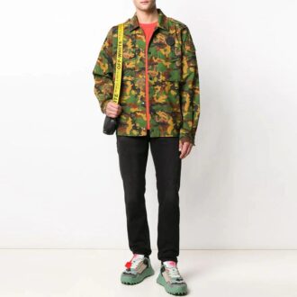 Cămășă cu mâneci lungi și imprimeu camuflaj, versiunea verde