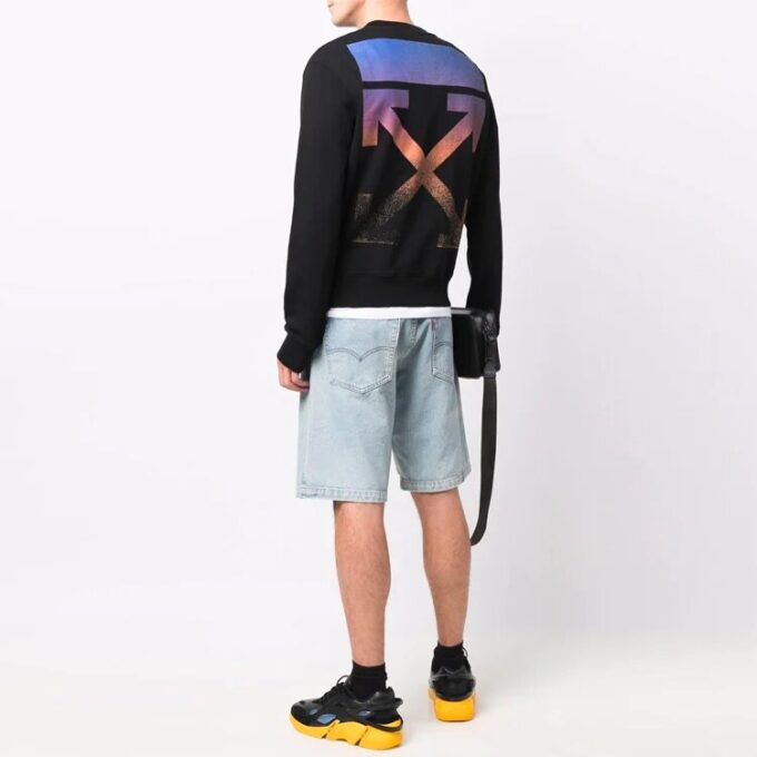 FW21 Versiune cu logo și model săgeată, negru