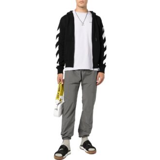 Off-White Bărbați FW22 cu imprimeu săgeată pe spate, cu glugă și mâneci lungi, versiune standard, negru Off-White Bărbați FW22 cu imprimeu săgeată pe spate, cu glugă și mâneci lungi, versiune standard, negru