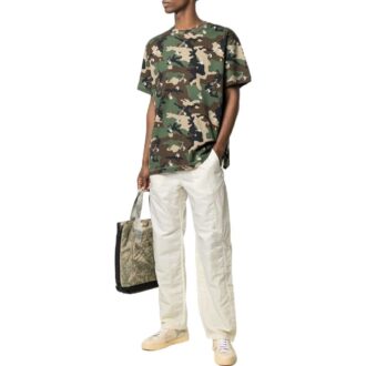 Off-White Bărbați SS22 Tricou verde cu guler rotund și mâneci scurte, cu imprimeu camuflaj Off-White Bărbați SS22 Tricou verde cu guler rotund și mâneci scurte, cu imprimeu camuflaj