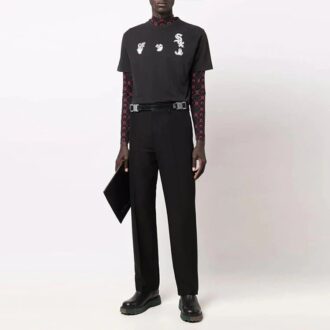 Off-White x New Era x MLB Crossover SS22 Pantaloni Scurți cu imprimeu logo, mânecă scurtă, versiune standard, negru Off-White x New Era x MLB Crossover SS22 Pantaloni Scurți cu imprimeu logo, mânecă scurtă, versiune standard, negru