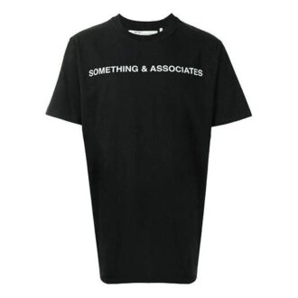 Off-White x Something & Associates Crossover cu imprimeu alfabetic, pantaloni scurți, versiune standard, unisex, negru