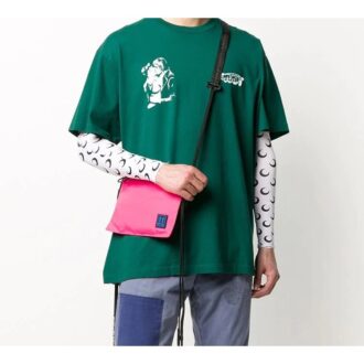 Pantaloni Scurți cu mânecă scurtă, croi larg, imprimeu Kiss 21 Logo, verde Pantaloni Scurți cu mânecă scurtă, croi larg, imprimeu Kiss 21 Logo, verde