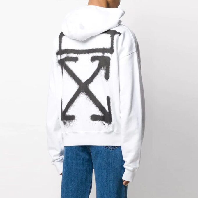 SS20 Pulover oversized alb cu imprimeu spray