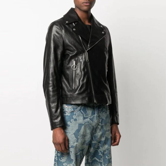 SS21 Model cu logo, fermoar, croială slim, negru