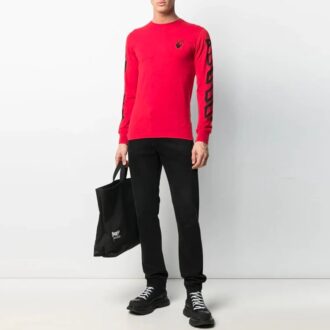 SS21 Model geometric, mâneci lungi, croială slim, roșu